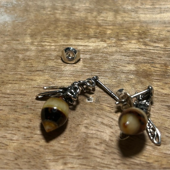 Amber Wasp 925 Sterling Silver Dangle Earrings - Picture 13 of 14